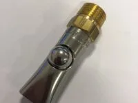 Ниппельная поилка 1/2″ для свиноматок высокого давления с прикусным шариком — фото 2